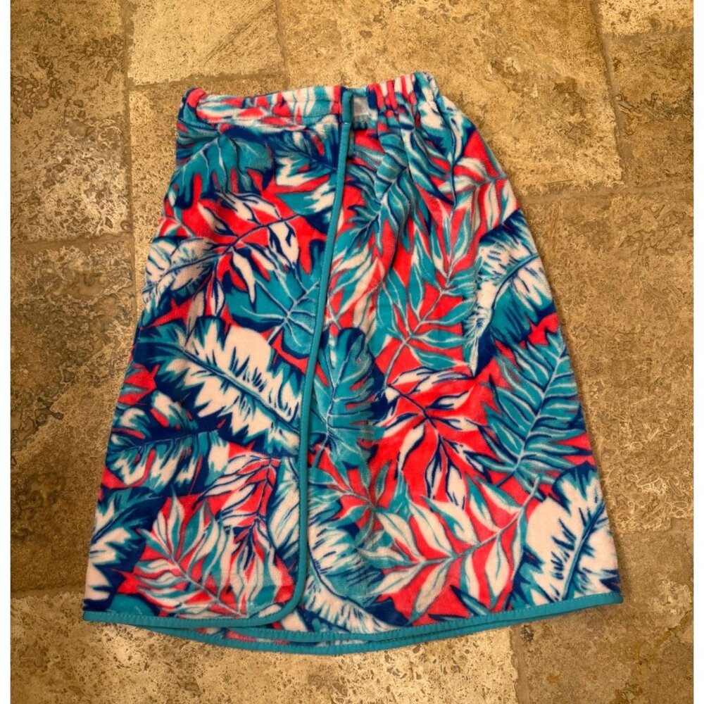 Tropical Leaf Print Tru Beauty Shower Towel Wrap With Elastic Waist & Velcro Clo